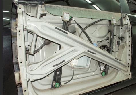 Ford Transit Connect Door Won’t Open: Solutions for Inside or Outside.